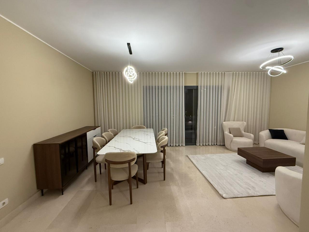 V Residence - Apartment 4